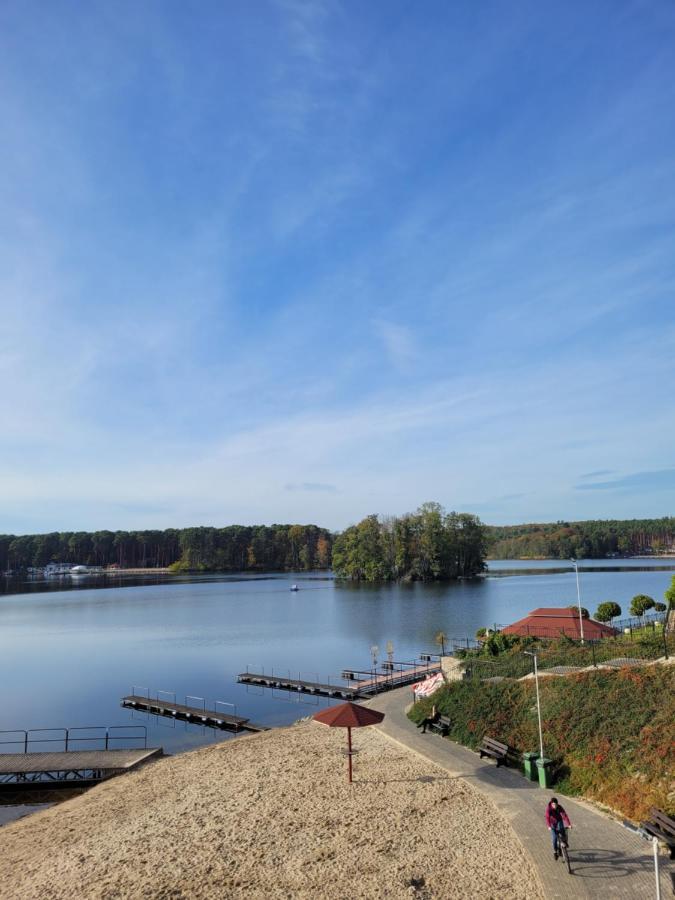 Lake Houselubniewice Domek Caloroczny Z Jacuzzi Blisko Jeziora Luaran gambar