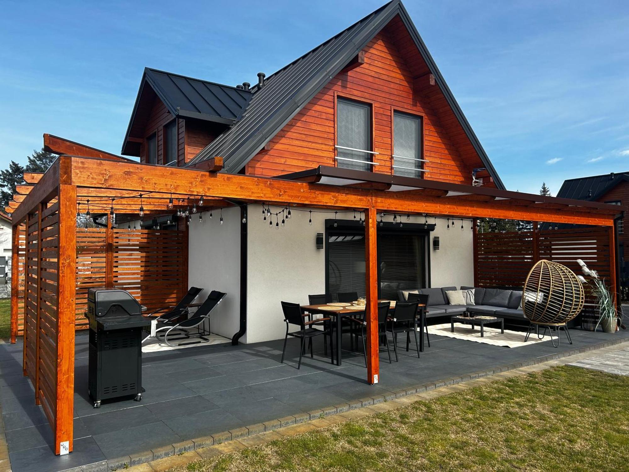 Lake Houselubniewice Domek Caloroczny Z Jacuzzi Blisko Jeziora Luaran gambar